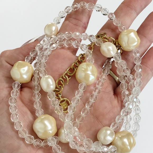 VTG Givenchy 43" Greek Key Large Faux Pearl Crystal Gold Tone Chunky Necklace - Picture 11 of 15
